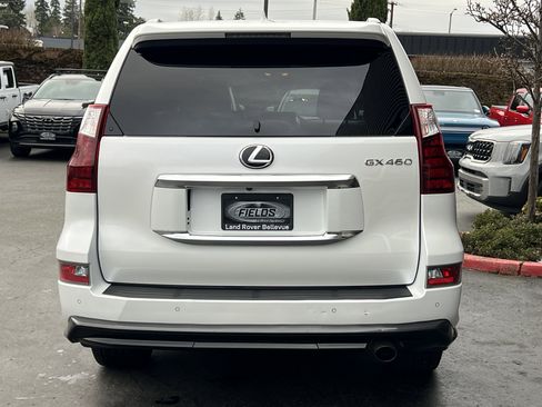 Used 2022 Lexus GX 460 Luxury w/ Sport Design Package image 7