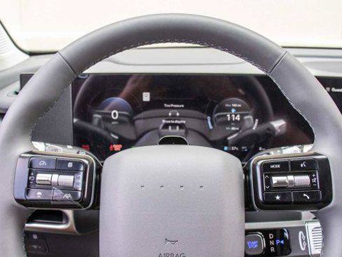 New 2026 Hyundai Ioniq 9 SE AWD/4WD image 13