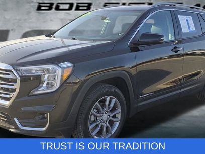 Used 2024 GMC Terrain SLT
