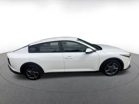 Used 2025 Kia K4 LXS FWD image 16