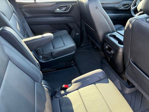 Used 2023 Chevrolet Tahoe Z71 w/ Z71 Off-Road Package image 18