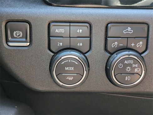 Used 2023 Chevrolet Silverado 1500 RST image 23