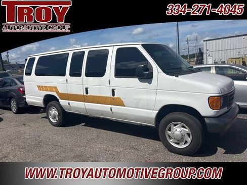 Used 2007 Ford E-350 and Econoline 350 Extended Wagon Super Duty RWD image 1
