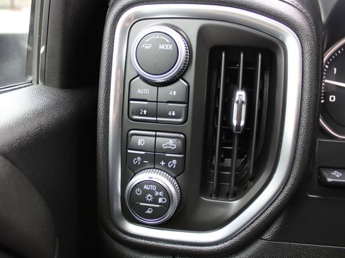 Used 2020 GMC Sierra 3500 Denali w/ Denali Ultimate Package image 25