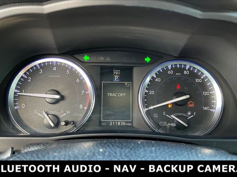 Used 2015 Toyota Highlander XLE FWD image 13