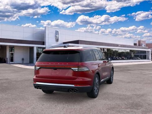 New 2026 Lincoln Aviator 2WD image 8
