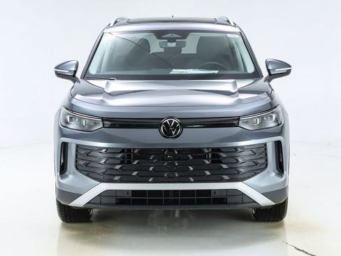 New 2026 Volkswagen Tiguan SE image 55