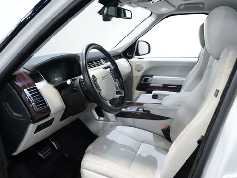 Used 2014 Land Rover Range Rover Supercharged image 40