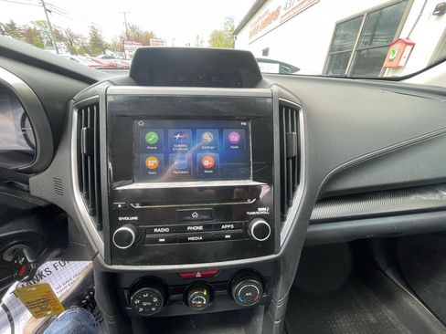 Used 2019 Subaru Crosstrek 2.0i Premium w/ Eyesight System AWD/4WD image 13