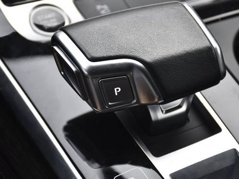 Used 2023 Audi Q7 3.0T Premium Plus AWD/4WD image 13