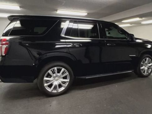 Used 2022 Chevrolet Tahoe High Country AWD/4WD image 9