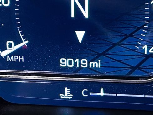 Used 2024 GMC Sierra 2500 SLT w/ Max Trailering Package image 32