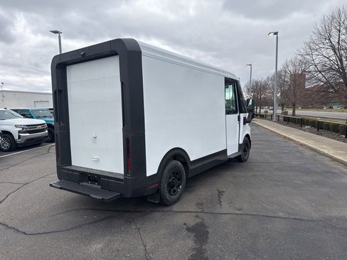 New 2025 Chevrolet Brightdrop 400 w/ Battery Pack, Max Range image 5