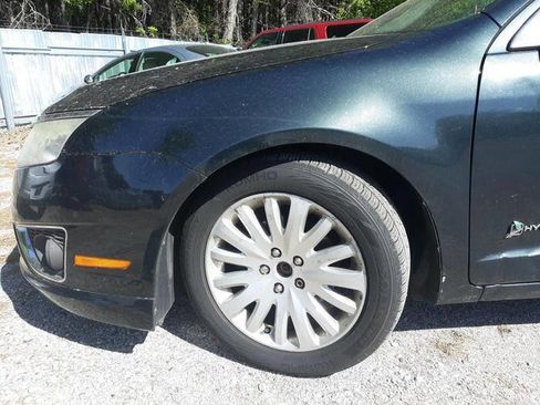 Used 2010 Ford Fusion Hybrid FWD image 12
