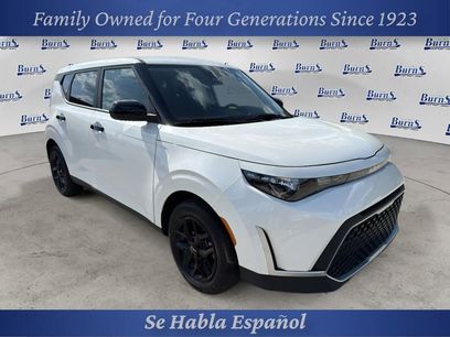 Used 2025 Kia Soul LX w/ LX Technology Package