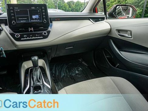 Used 2020 Toyota Corolla LE FWD image 22
