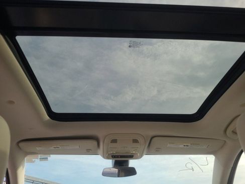 Used 2023 Cadillac XT5 Premium Luxury image 7