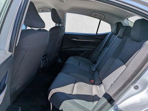 Used 2025 Toyota Camry LE FWD image 23