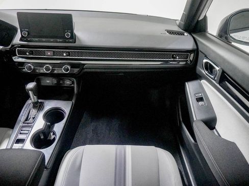 New 2026 Honda Civic Sport image 25