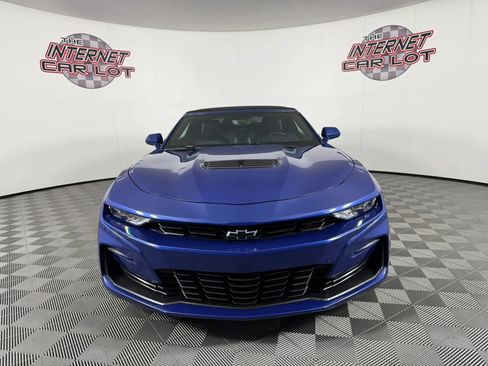 Used 2021 Chevrolet Camaro SS RWD image 3