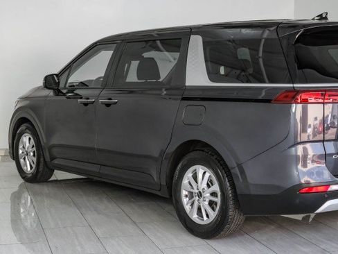 Used 2023 Kia Carnival LX FWD image 48