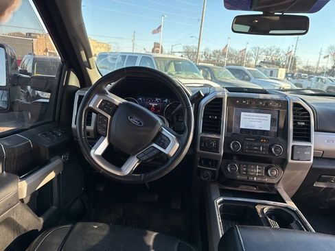 Used 2021 Ford F250 Lariat w/ Lariat Ultimate Package image 9