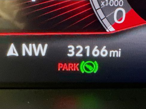 Used 2024 Volkswagen Tiguan Wolfsburg Edition image 19