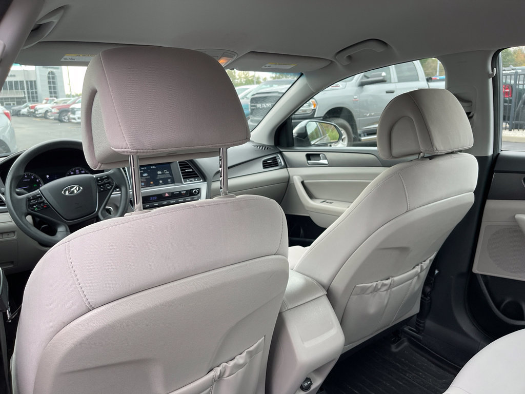 Used 2017 Hyundai Sonata Sport FWD image 14