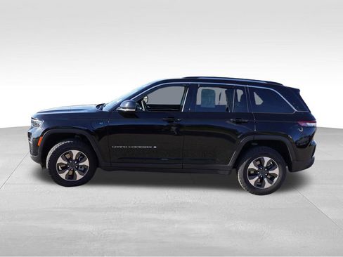 Certified 2022 Jeep Grand Cherokee Limited 4xe image 9
