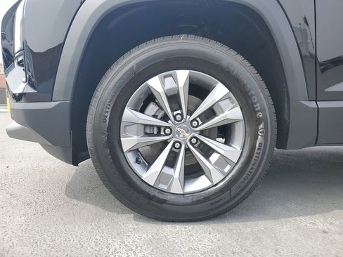 New 2026 Chevrolet Equinox LT w/ Convenience Package II FWD image 6