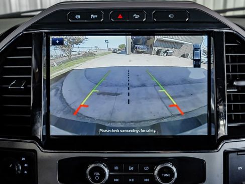 Used 2022 Ford F350 Lariat image 21