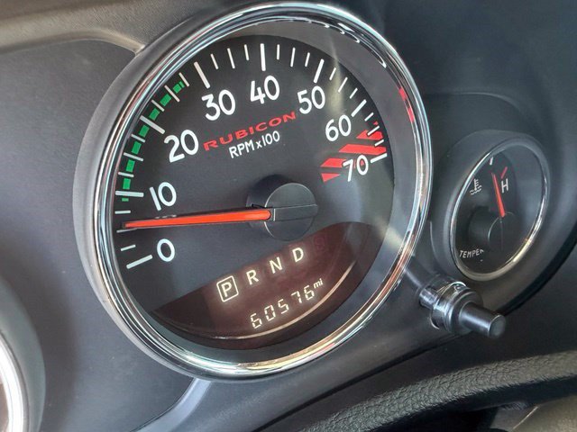 Used 2017 Jeep Wrangler Unlimited Rubicon AWD/4WD image 15