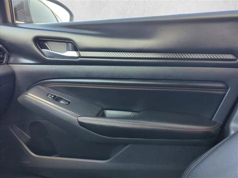 Used 2022 Nissan Altima 2.5 SR w/ Midnight Edition Package FWD image 23