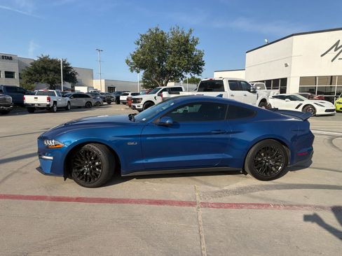 Used 2022 Ford Mustang GT Premium w/ Equipment Group 401A RWD image 2