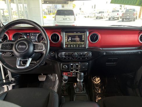 Used 2021 Jeep Wrangler Unlimited Rubicon image 28