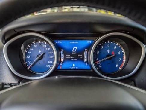 Used 2018 Maserati Ghibli image 17