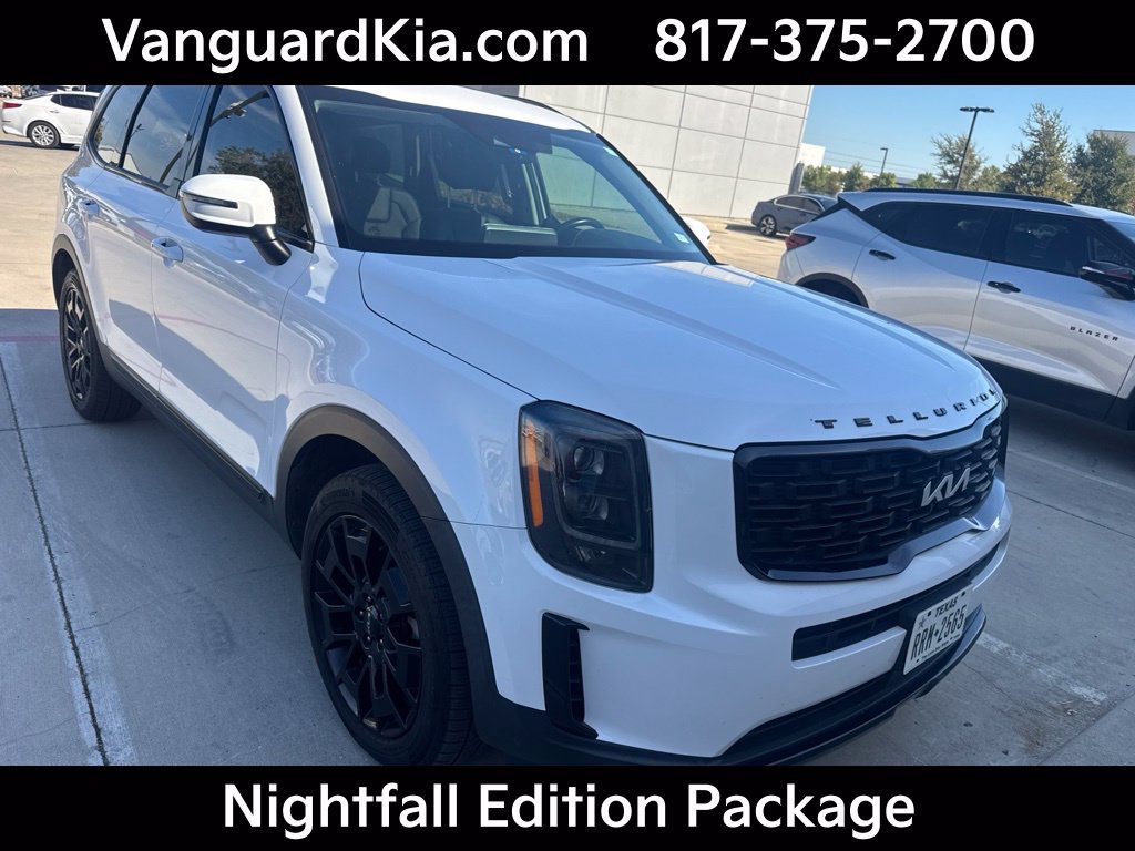 Certified 2022 Kia Telluride EX w/ EX Premium Package AWD/4WD image 4