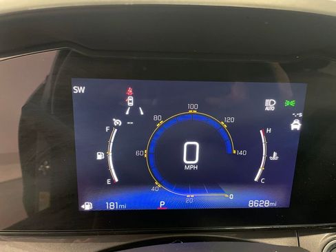 Used 2025 Chevrolet Trax ACTIV image 6