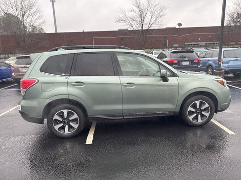 Used 2018 Subaru Forester 2.5i Limited image 10
