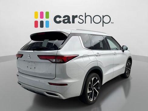 Used 2024 Mitsubishi Outlander SEL AWD/4WD image 5