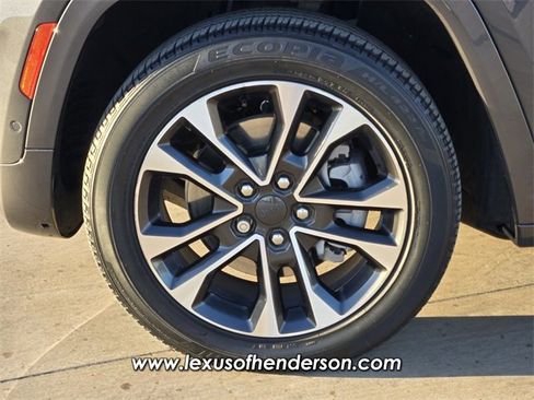 Used 2022 Jeep Grand Cherokee L Overland image 9