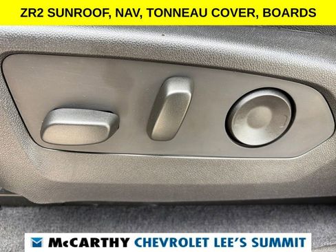 Used 2025 Chevrolet Colorado ZR2 w/ Midnight Edition AWD/4WD image 54