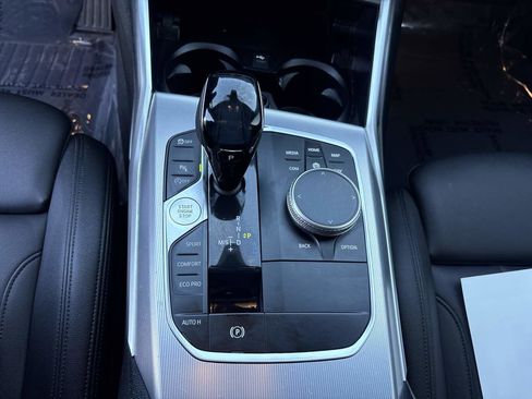 Used 2019 BMW 330i Sedan w/ Convenience Package image 31