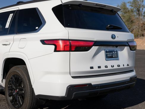 Used 2024 Toyota Sequoia SR5 w/ SR5 Premium Package image 8