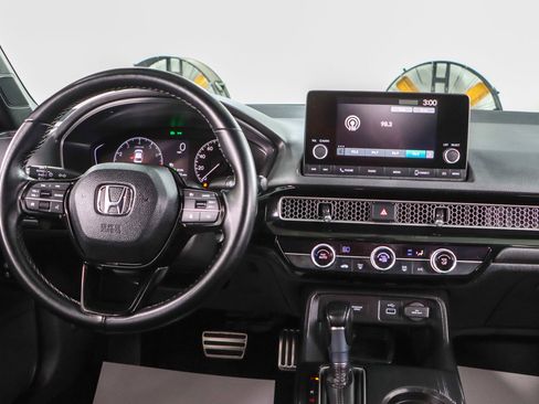 Used 2024 Honda Civic Sport image 17