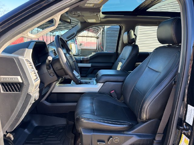 Used 2016 Ford F150 Lariat w/ Equipment Group 502A Luxury AWD/4WD image 11