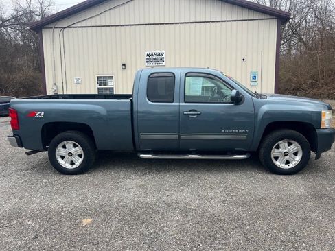 Used 2011 Chevrolet Silverado 1500 LTZ w/ LTZ Plus Package image 2