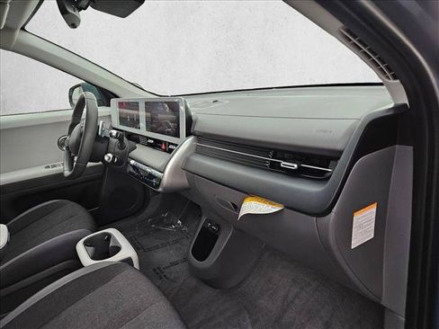 Used 2024 Hyundai Ioniq 5 SEL RWD image 18