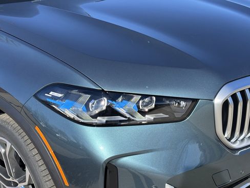 Used 2026 BMW X5 xDrive40i w/ Premium Package image 11