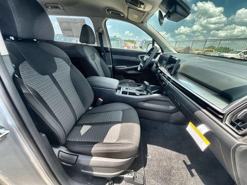 New 2026 Kia Sorento LX FWD image 24